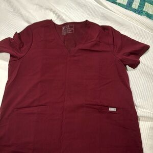 Figs burgundy scrubs top 2xl bottom xl